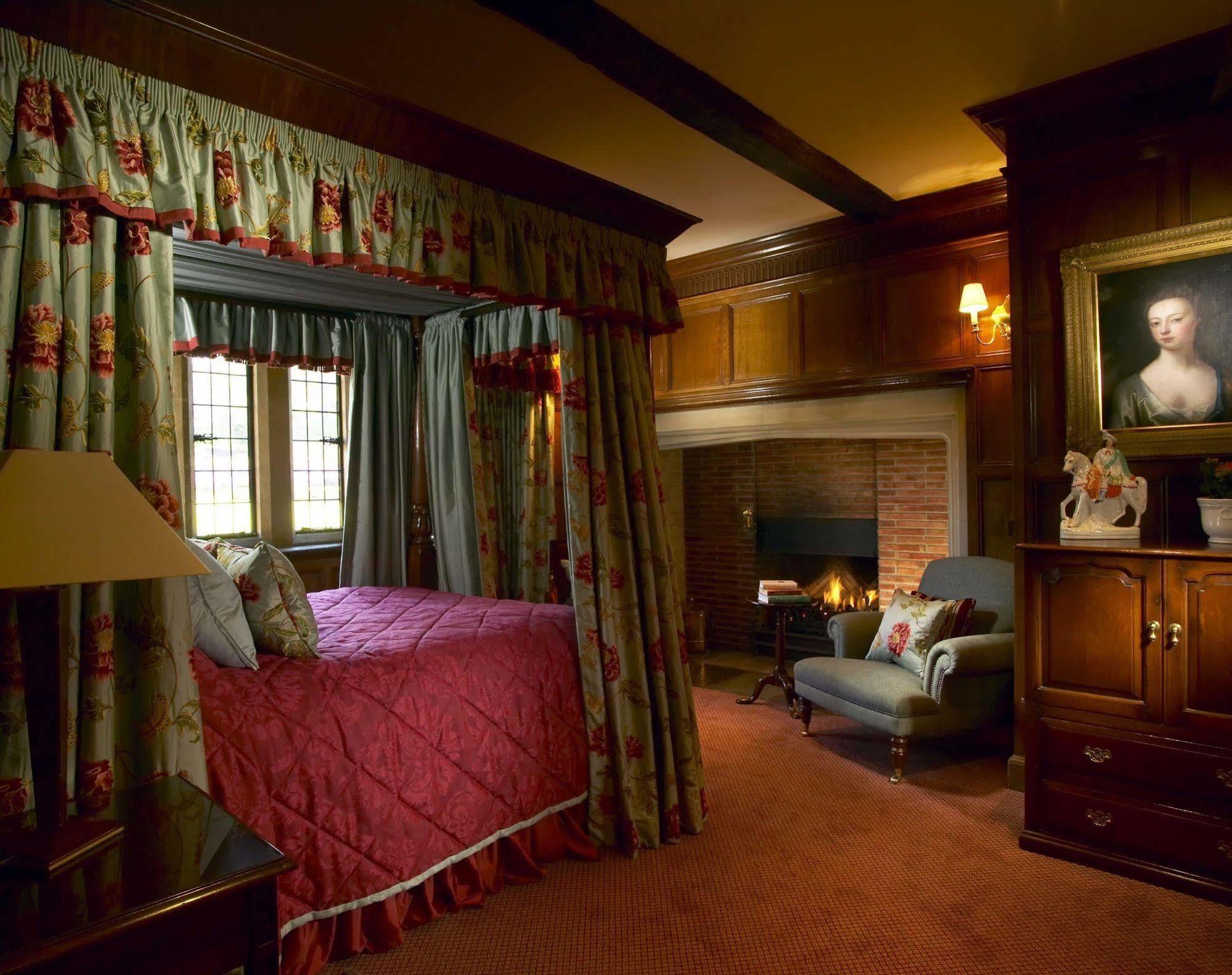 Buckland Manor - A Relais & Chateaux Hotel Broadway  Exterior photo