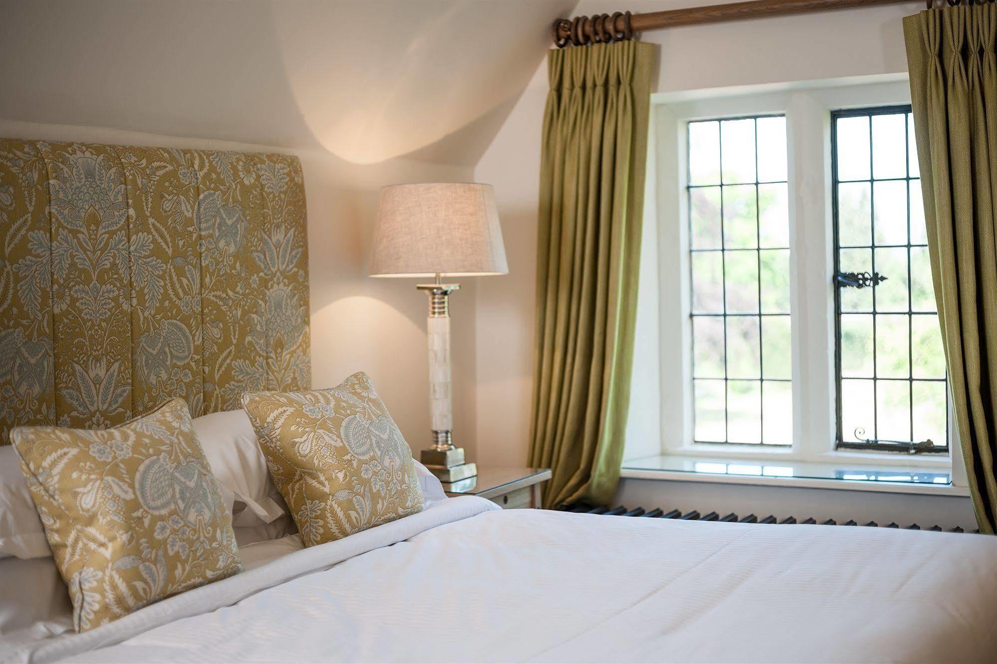 Buckland Manor - A Relais & Chateaux Hotel Broadway  Exterior photo