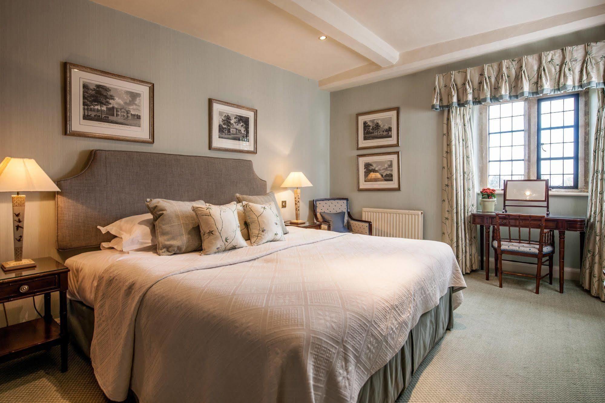Buckland Manor - A Relais & Chateaux Hotel Broadway  Exterior photo
